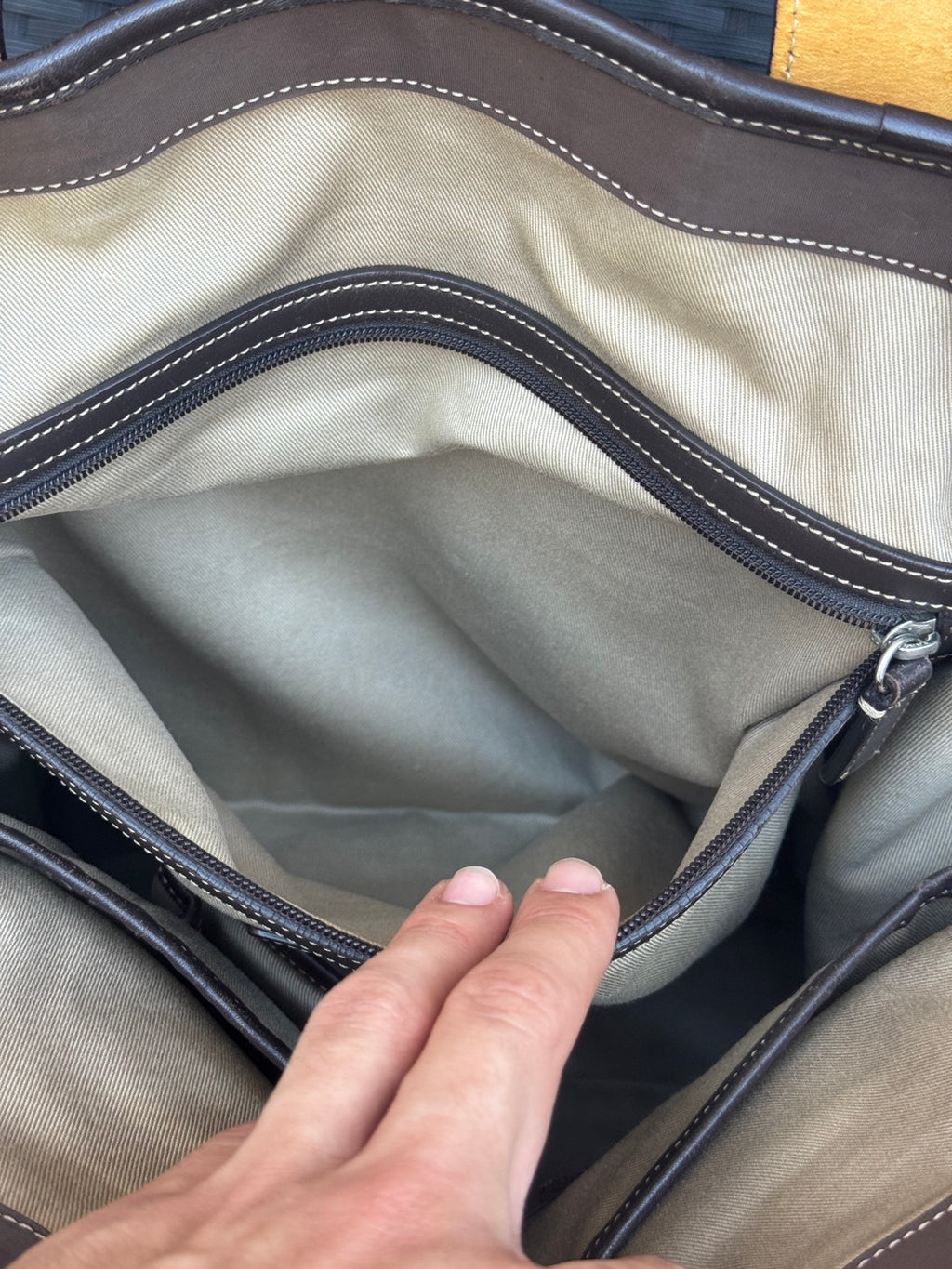 Coach Lexington Leather Business Brief